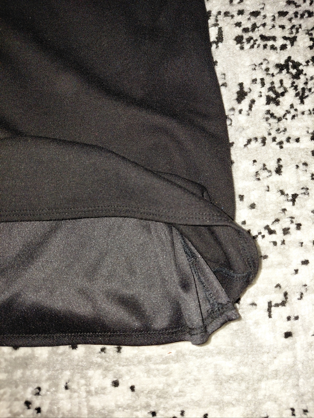 Bailey 44 Bell Sleeve "Revolver" Crepe Sheath Dress | NWOT | Black | Size Medium - Picture 9 of 13